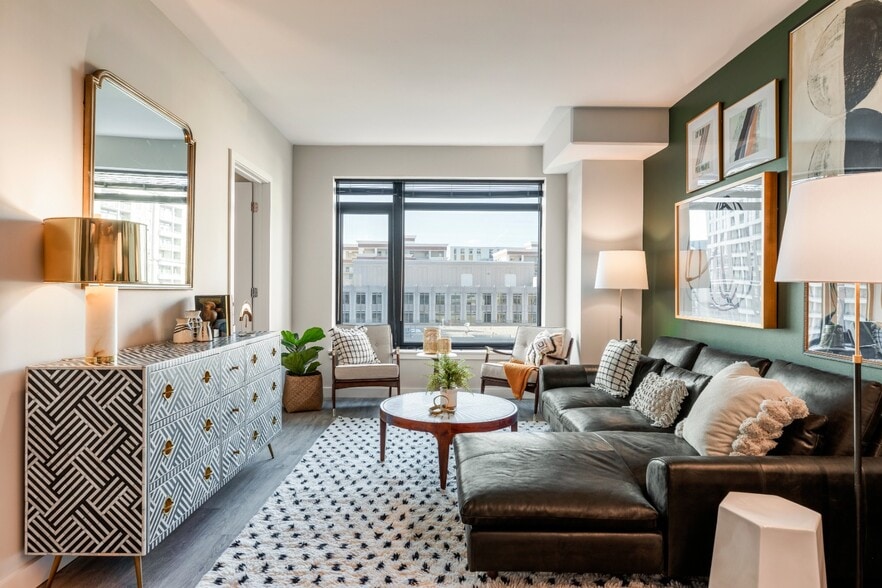 Building Photo - 4040 Wilson