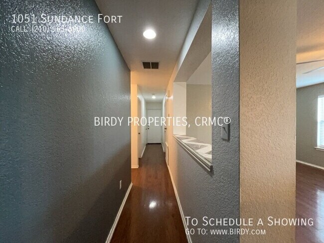 Building Photo - 1051 Sundance Fort