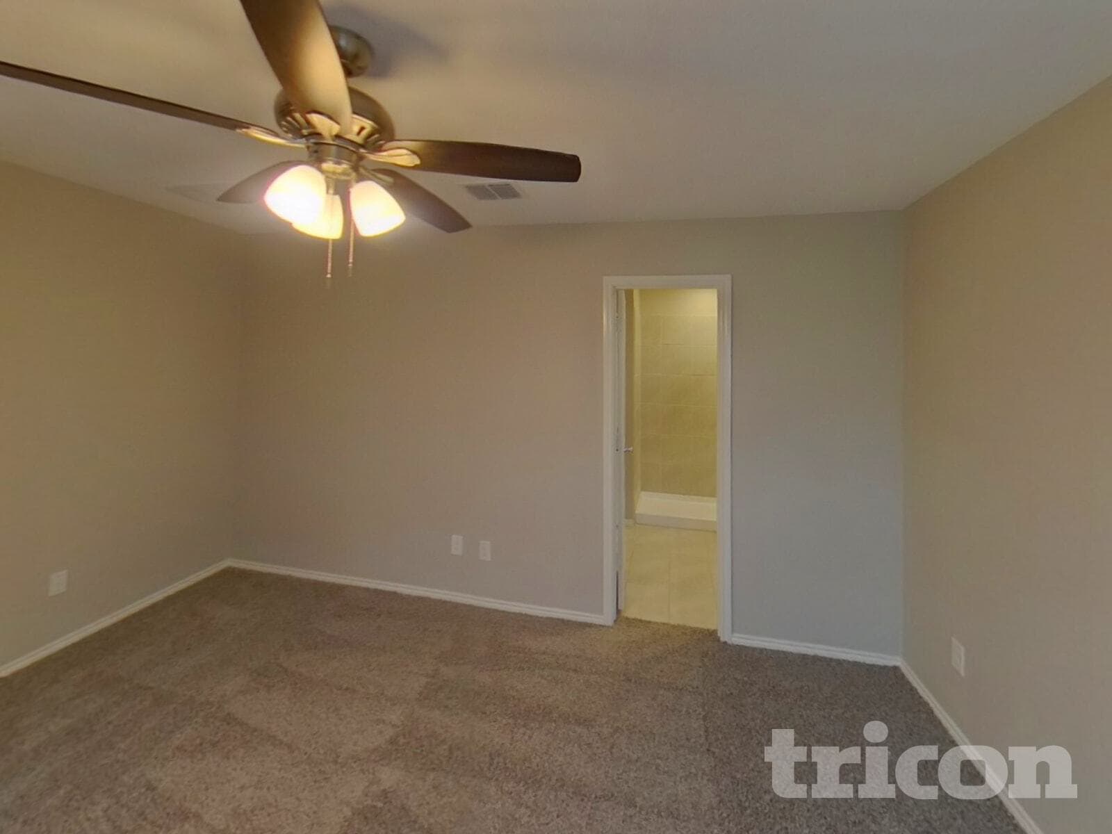 Building Photo - 112 Cornstalk Ln