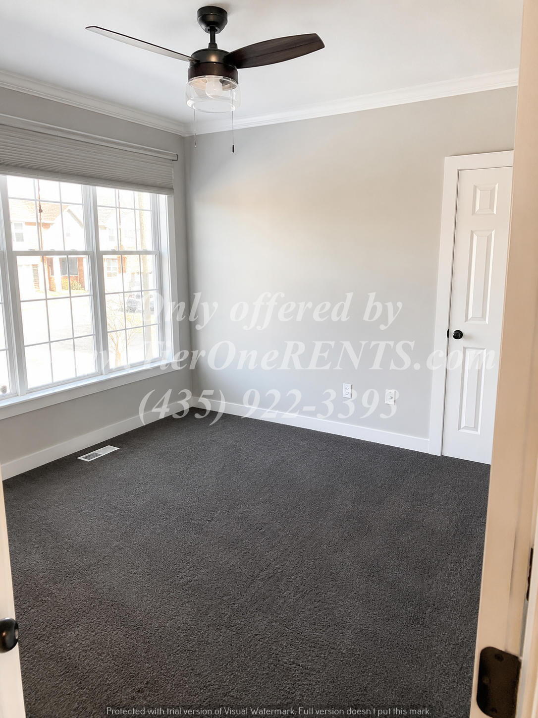 Building Photo - NO DEPOSIT option available for qualified renters!