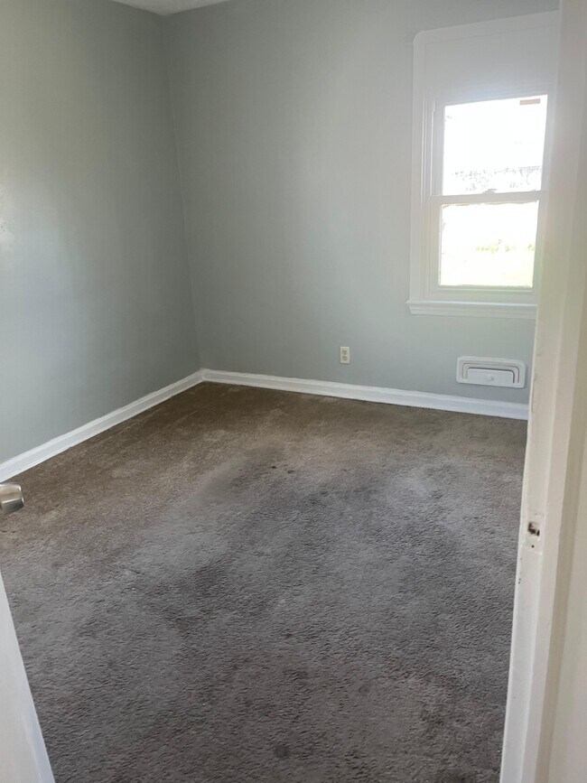 Building Photo - 11701 East Blvd