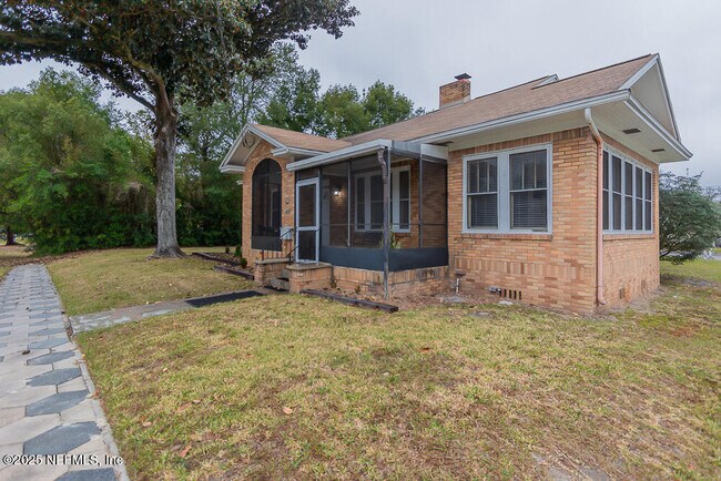 Building Photo - 5101 Fremont St