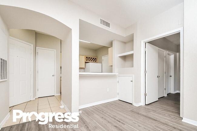 Building Photo - 8513 Lucuya Way