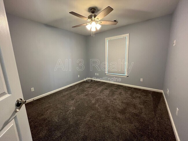 Building Photo - 1924 Wyngate Loop