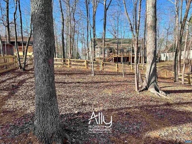 Building Photo - 6 Barkley Ln