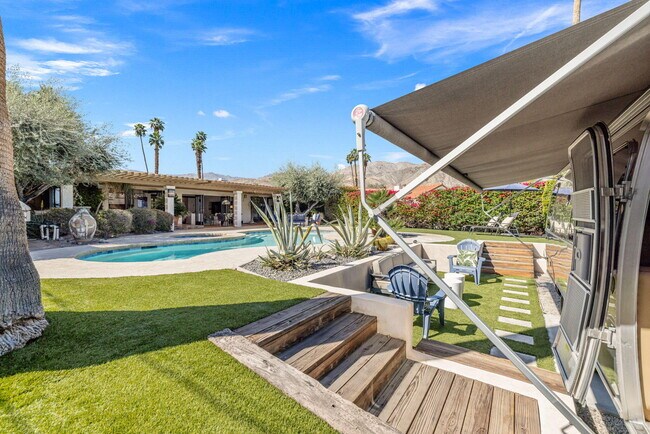 Building Photo - 46310 Shadow Mountain Dr