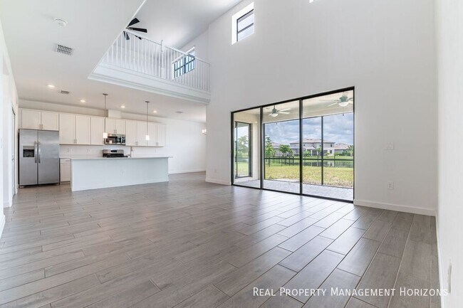 Building Photo - 15436 White Linen Dr