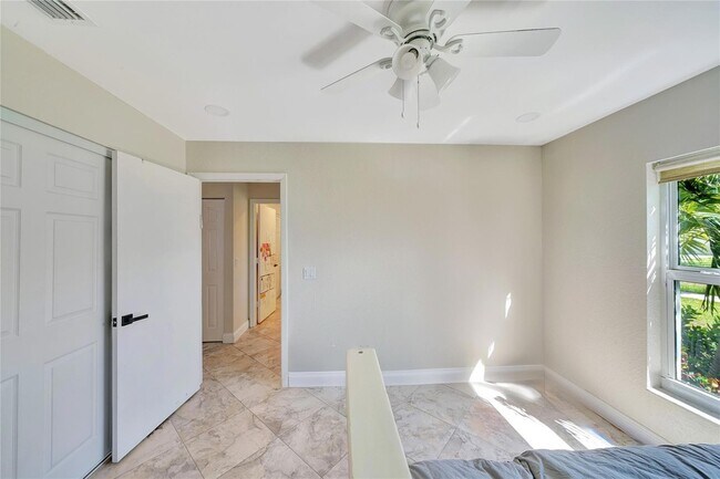 Building Photo - 22471 Grouper Ct