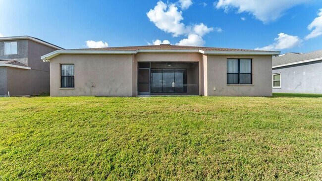 Building Photo - 3360 Fiddle Leaf Way