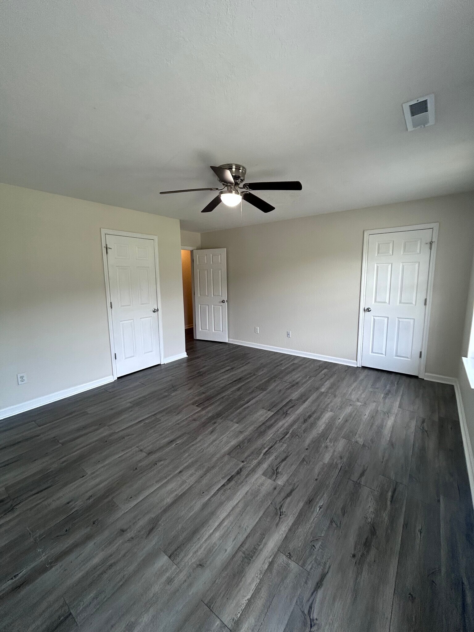 Building Photo - 9894 Bettis Estates Ln