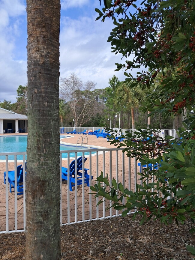 Building Photo - 317 Sand Oak Blvd