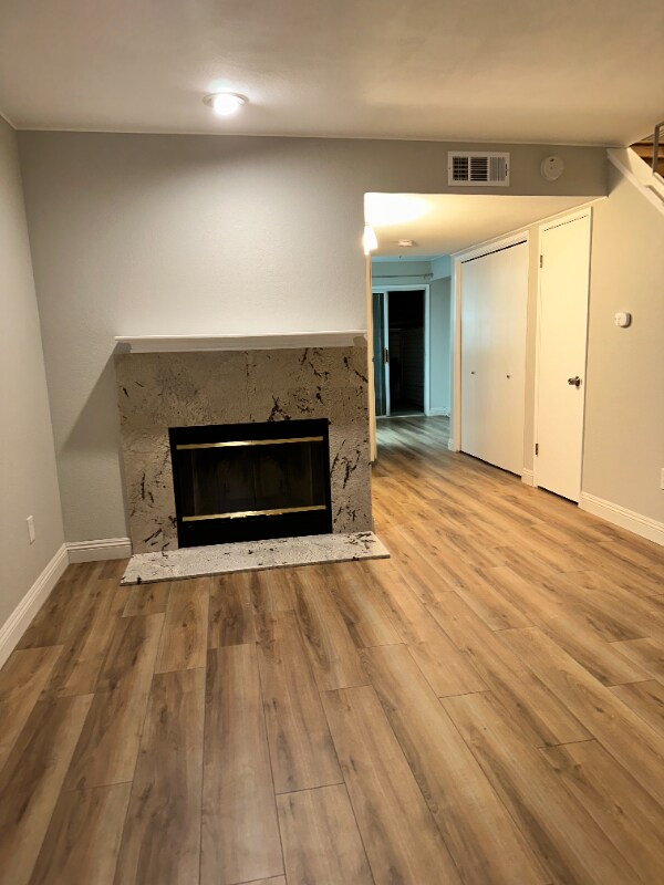 Building Photo - 2600 Brookside Dr