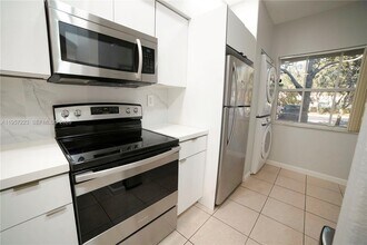 Building Photo - 8360 SW 27th St