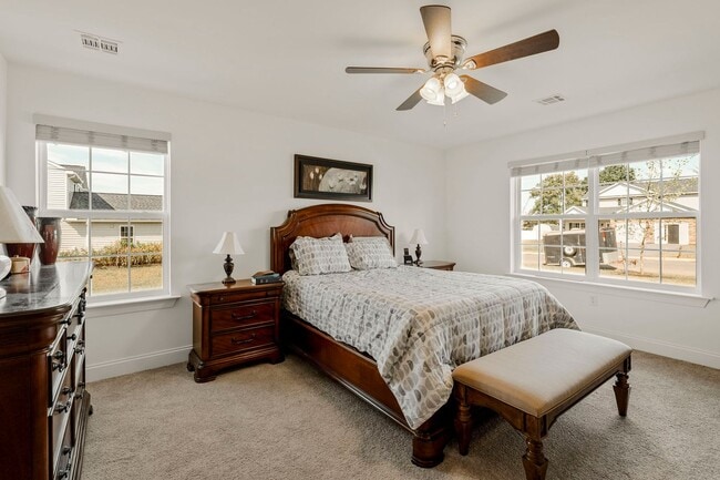 Building Photo - Single Family ranch home