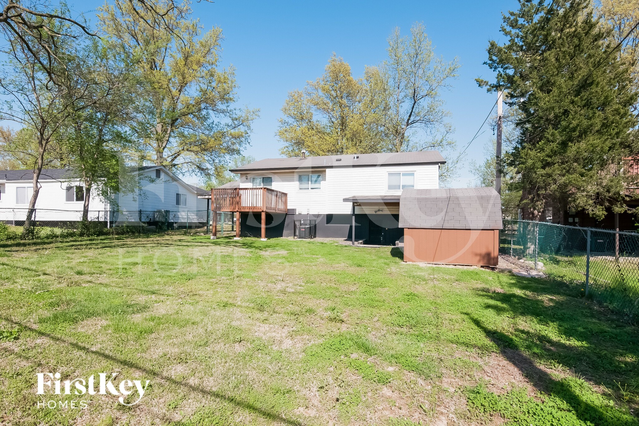 Building Photo - 9553 Winkler Dr