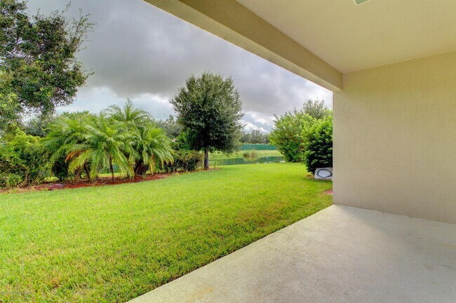 Building Photo - 5864 Trieda Dr