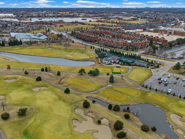 Building Photo - 2048 Valor Ct