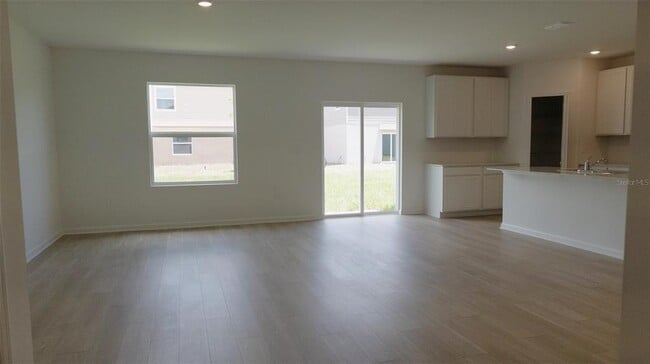 Building Photo - 6433 Domizio Dr