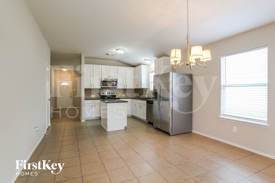 Building Photo - 8110 Berkely Ct