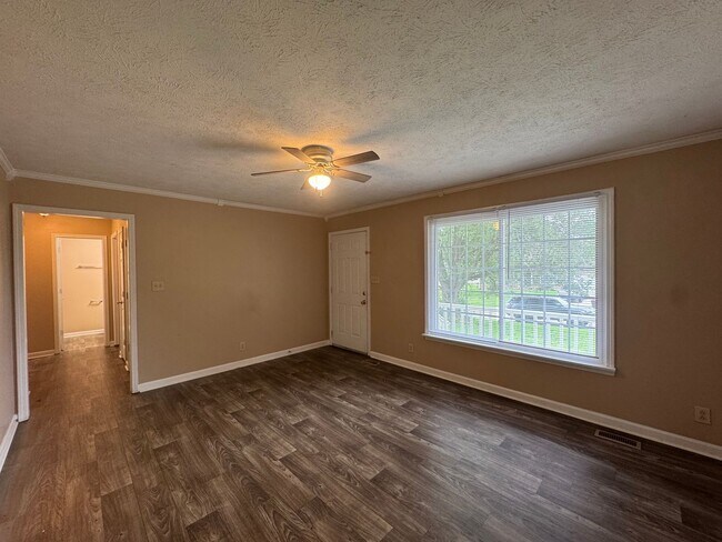 Building Photo - 292 Audrea Ln