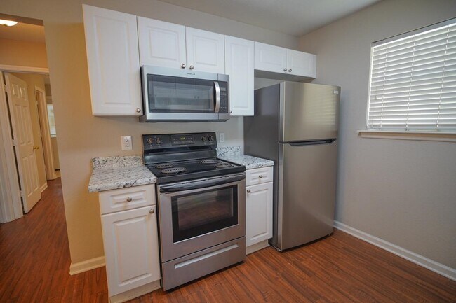 Building Photo - 2788 Westbrook Ct