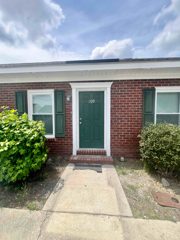 Primary Photo - 230 Lanier Dr