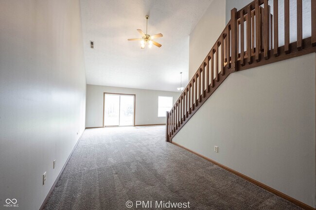 Building Photo - 1092 Cobra Dr