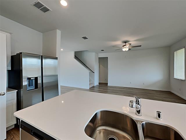 Building Photo - 7900 Green Heron Dr