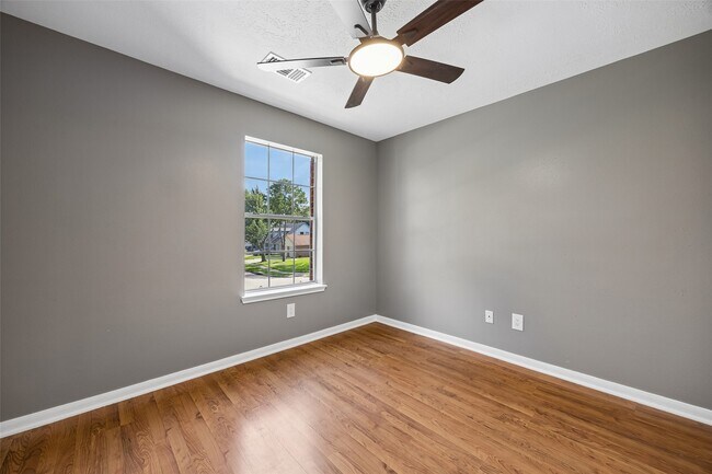 Building Photo - 23527 Cansfield Way