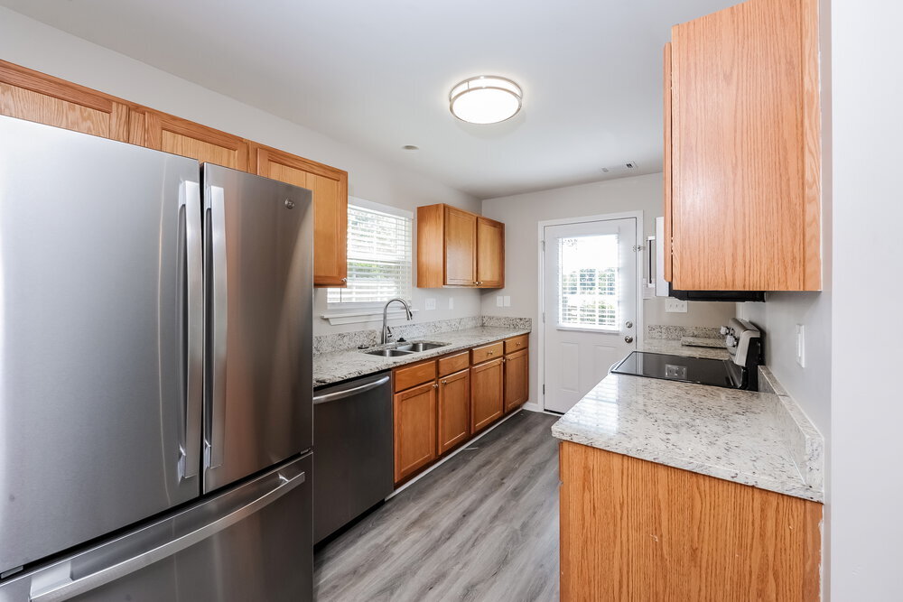 Building Photo - 122 Village Pkwy