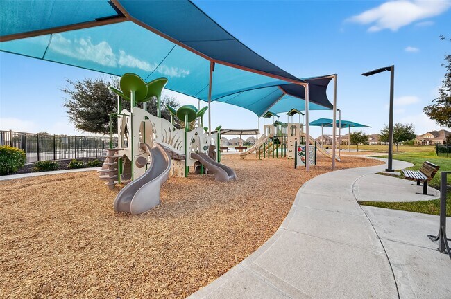 Building Photo - 5403 Tourmaline Wy