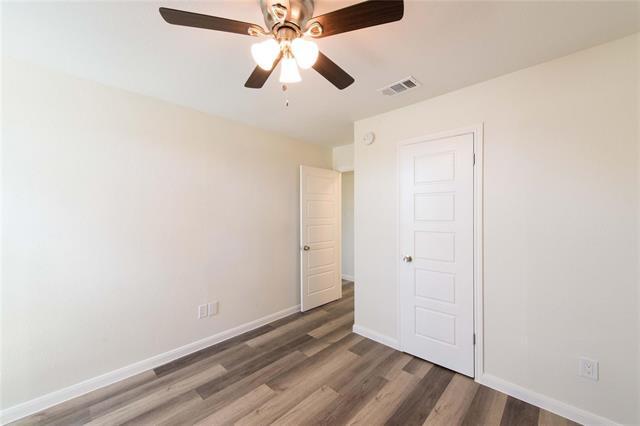 Building Photo - 8701 Woodlake Dr