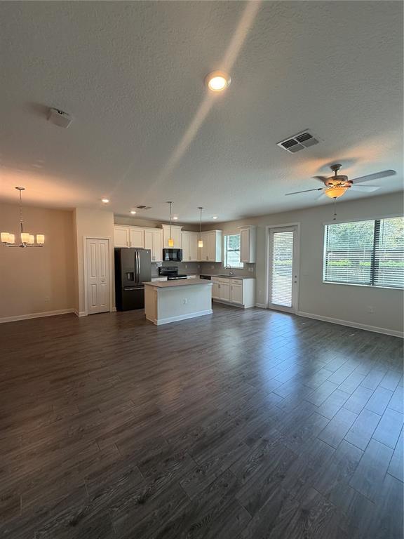 Building Photo - 1206 Payne Stewart Dr