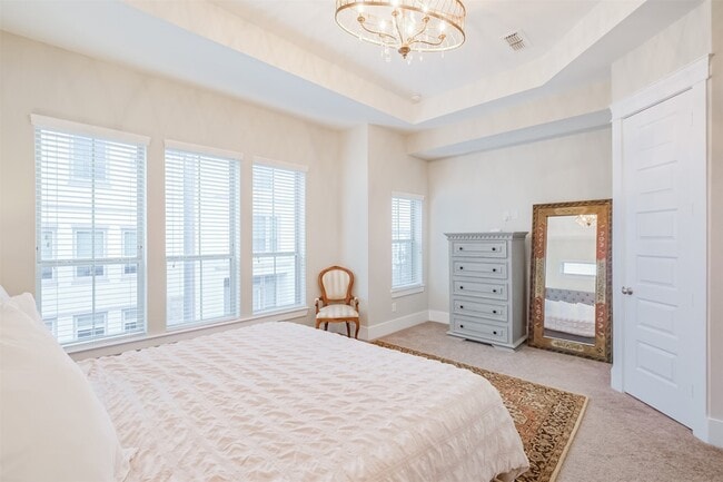 Building Photo - 809 Leavenworth Ave