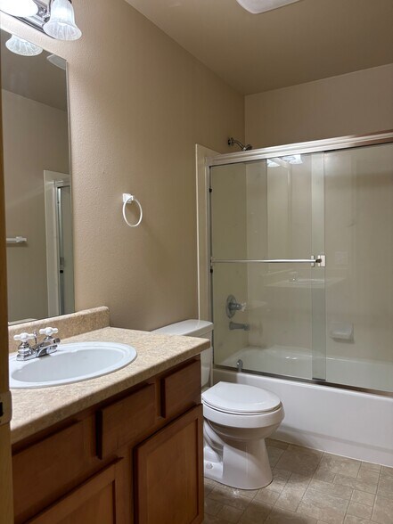 Building Photo - 9903 197th Ave E