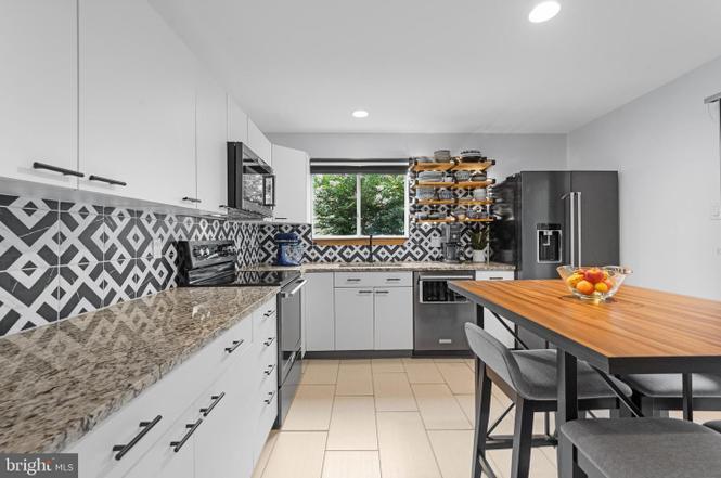 Building Photo - 1522 Bal Harbor Ct