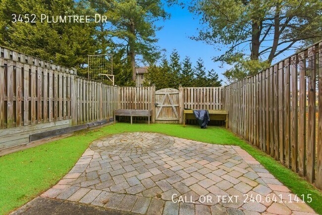 Building Photo - 3452 Plumtree Dr