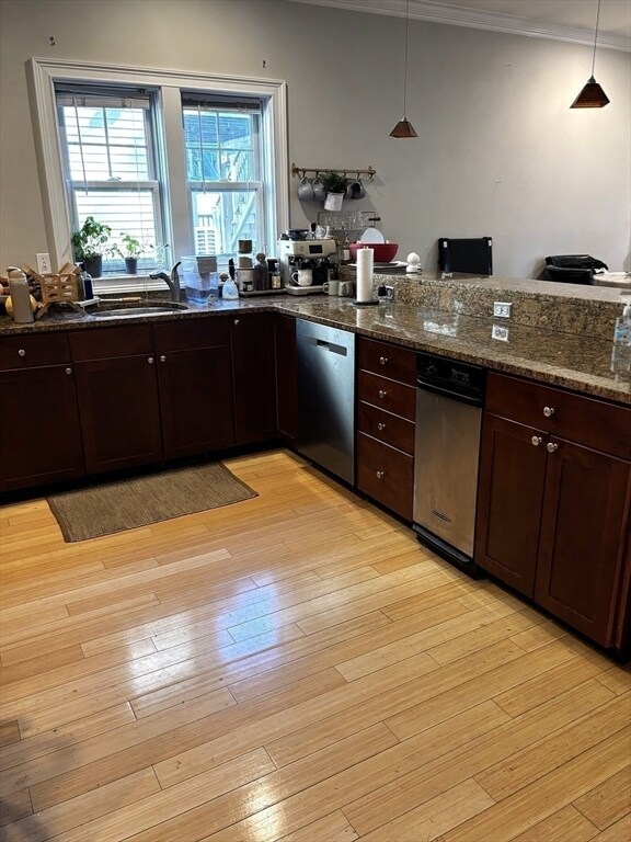 Building Photo - 18 Knowlton St