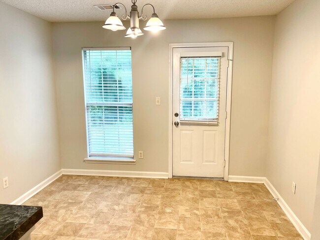 Building Photo - Coming Soon - Charming Ranch Style 3 Bedro...