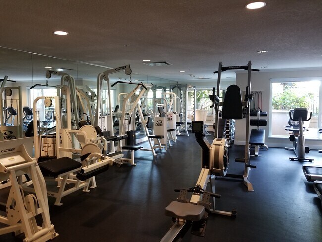 Building Photo - 1199 Pacific Hwy