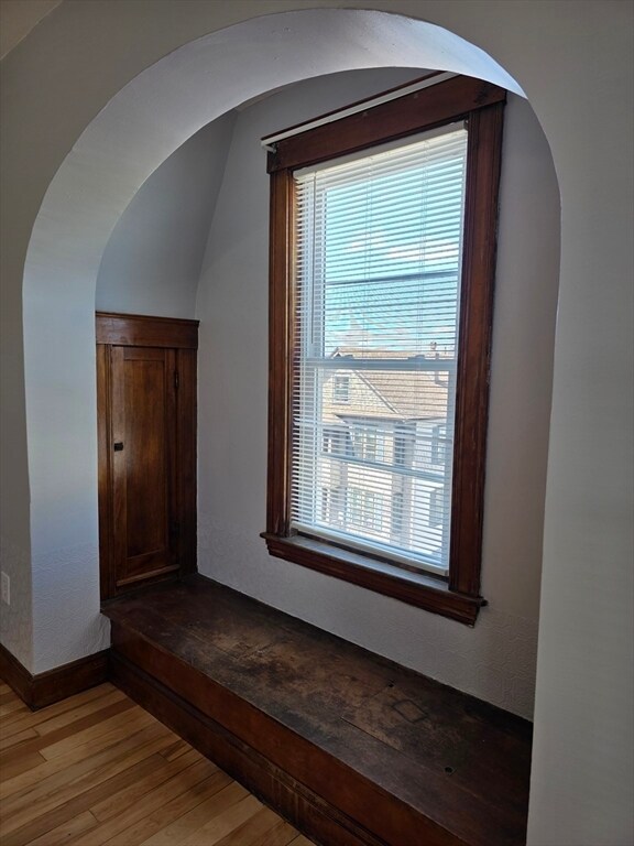 Building Photo - 2 Hillside St