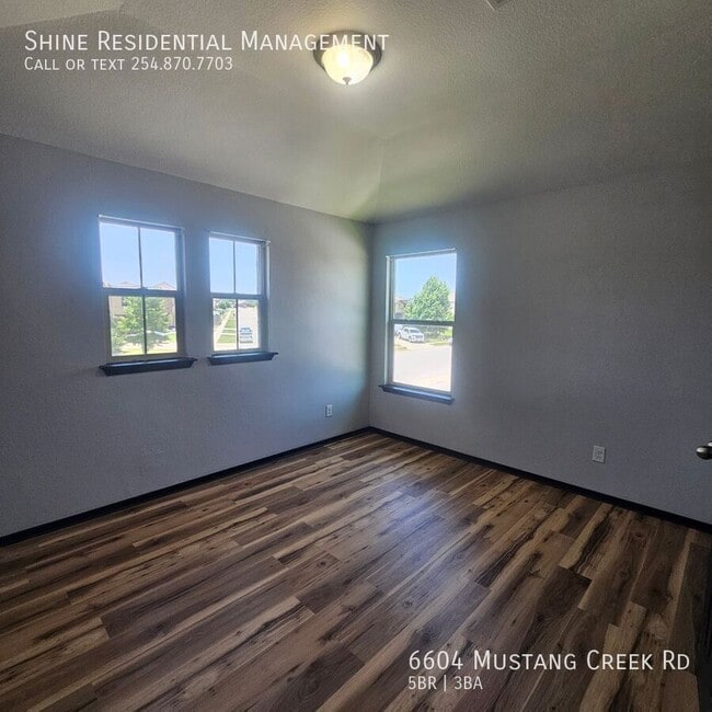 Building Photo - 6604 Mustang Creek Rd