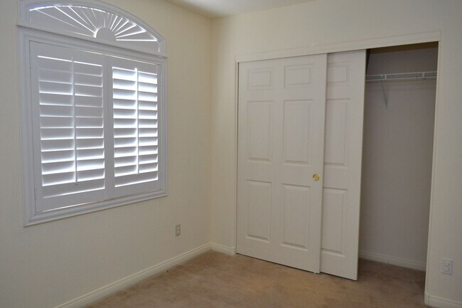 Building Photo - SOUTHERN HIGHLANDS - 2 STORY - 89141