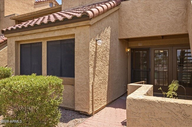 Building Photo - 4901 S Calle Los Cerros Dr