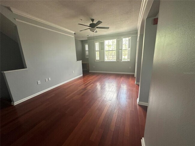 Building Photo - 12012 Villanova Dr