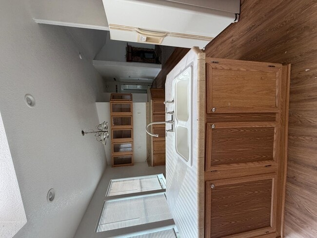 Building Photo - 2957 Doc Mackey Rd