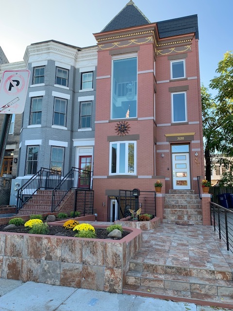 Front View of flat - 3120 13th St NW