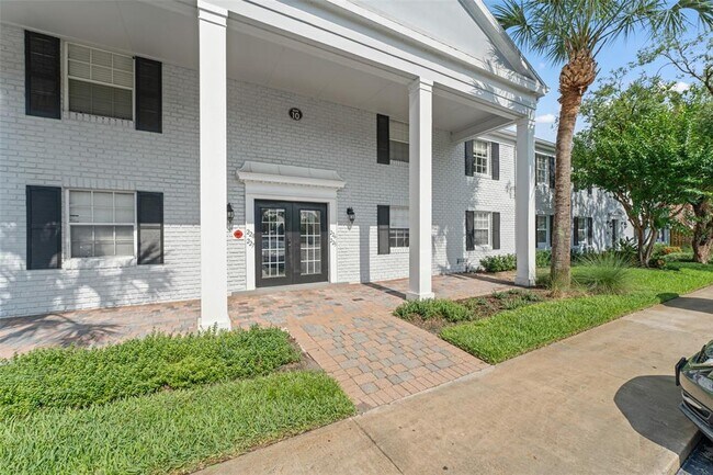 Building Photo - 225 Lewfield Cir