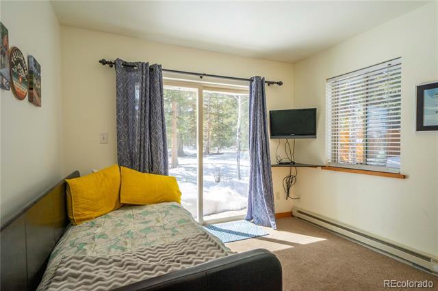 Building Photo - 410 Bobcat Ln