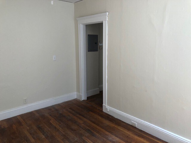 Building Photo - 1185 Boylston St